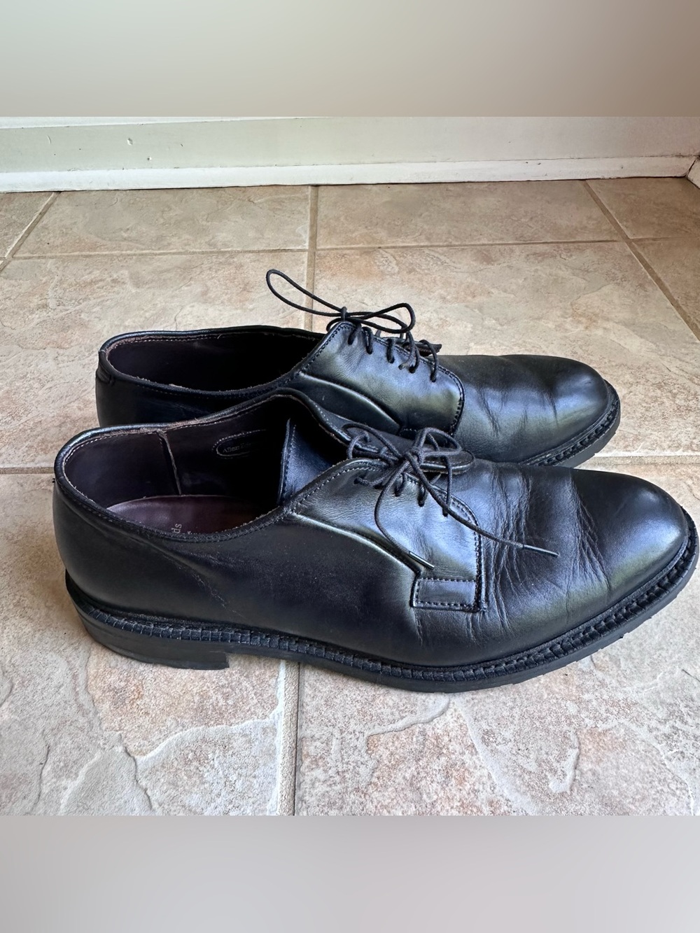 Allen Edmonds Black Derby Leather Plain Toe Margom Sole